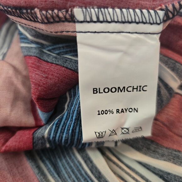 Bloomchic Dress Women's 1X Red Multiple Color Striped Contrast Short Sleeve NWT - Picture 6 of 13
